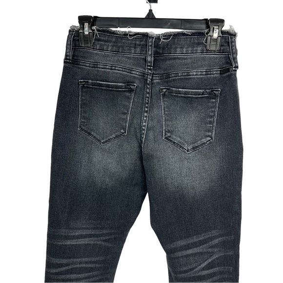 KanCan Junior Women’s Dark Gray Jeans Sz 27 (7) Distressed/Ripped Raw Hems/Waist - Picture 4 of 13